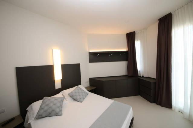 Residence Cristallo เซนีกัลเลีย ภายนอก รูปภาพ
