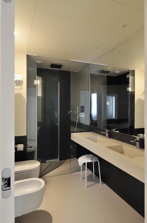 Residence Cristallo เซนีกัลเลีย ภายนอก รูปภาพ